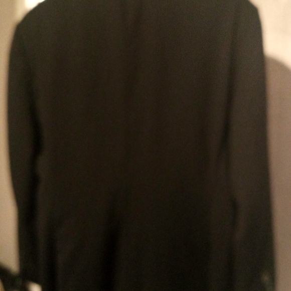 Beautiful Hugo Boss business suit gently used alwa